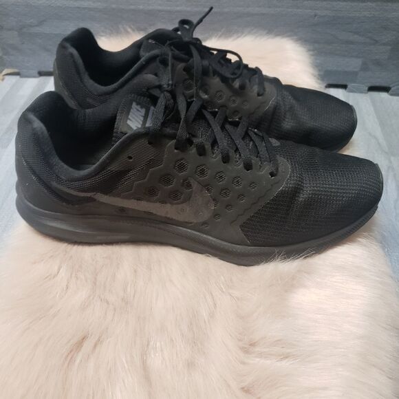 Nike Men's Downshifter 7 Running Shoes - Picture 1 of 5